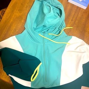 Old Navy Breathe On Active Top